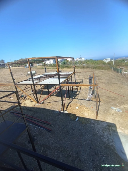 Yılar Metal