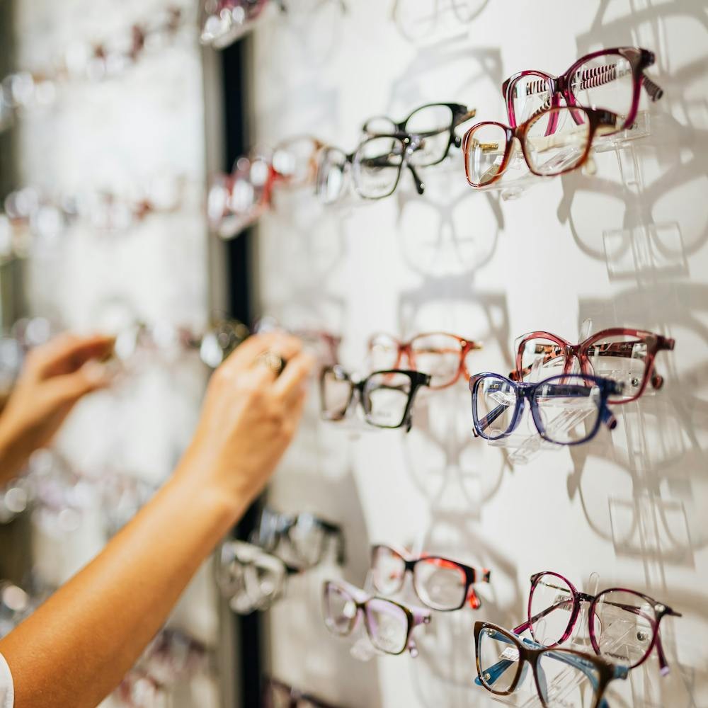 Optikçiler Rehberi: Göz Sağlığınızı Koruyun