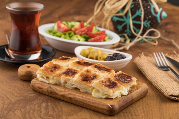 Börekçiler Rehberi: En Lezzetli Börekler Nerede?